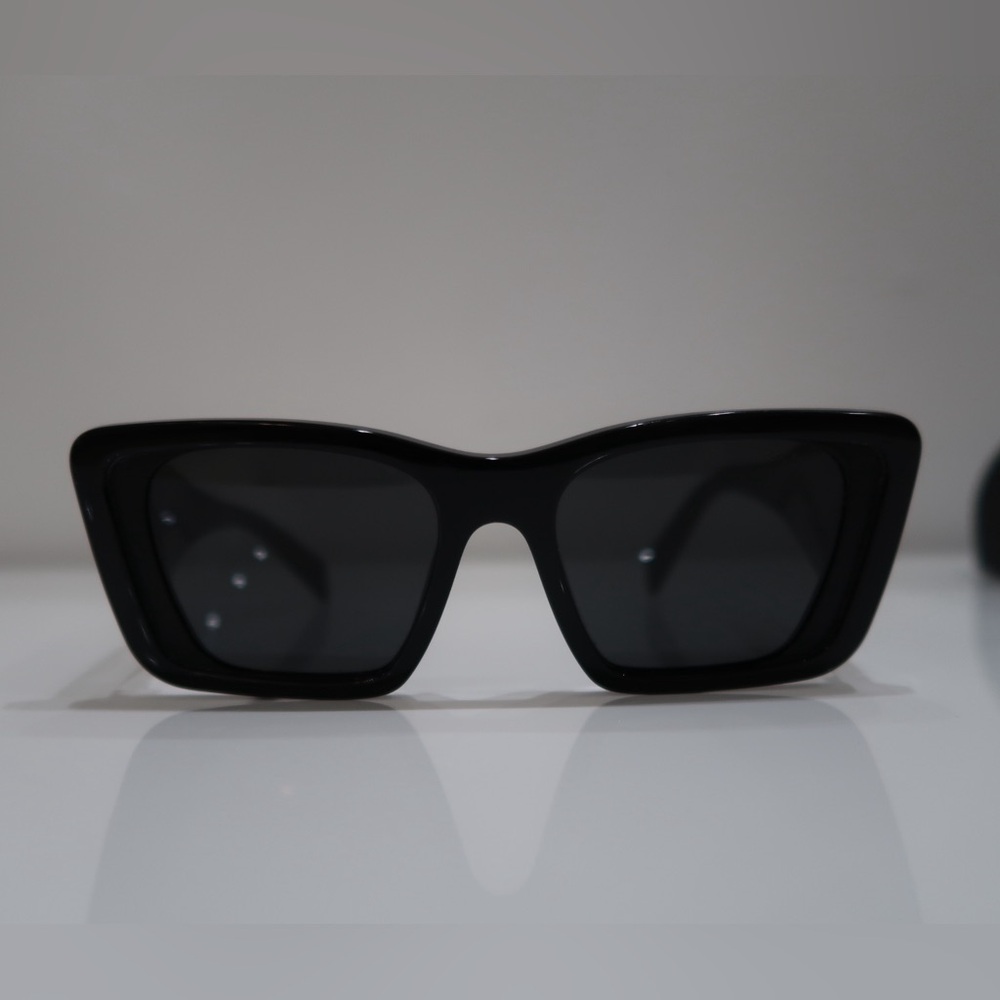 Prada Symbole sunglasses - Picture 12 of 13